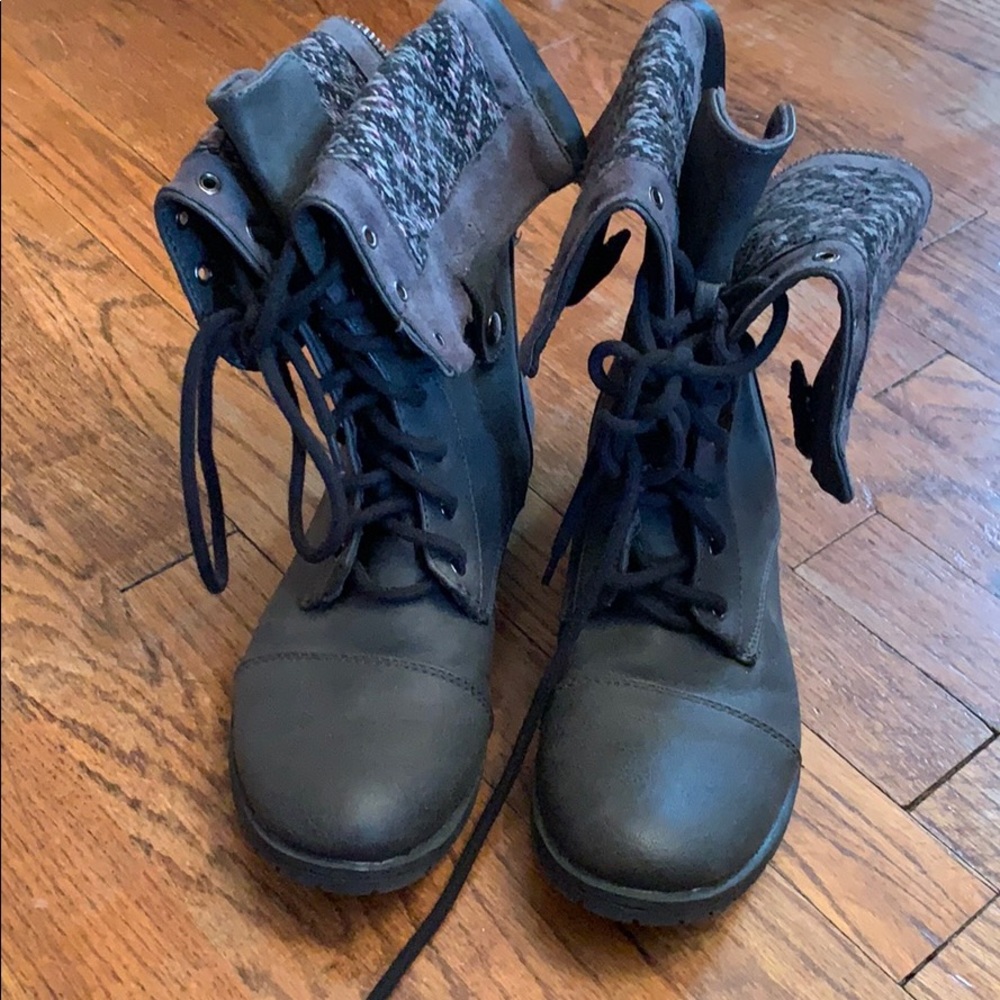 Aeropostale combat boots
